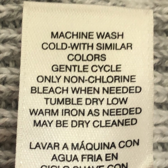 CHICO'S Women's Size 2 US Large Grey Ombre Cable Knit Cowl Neck Cozy Sweater - Picture 11 of 12